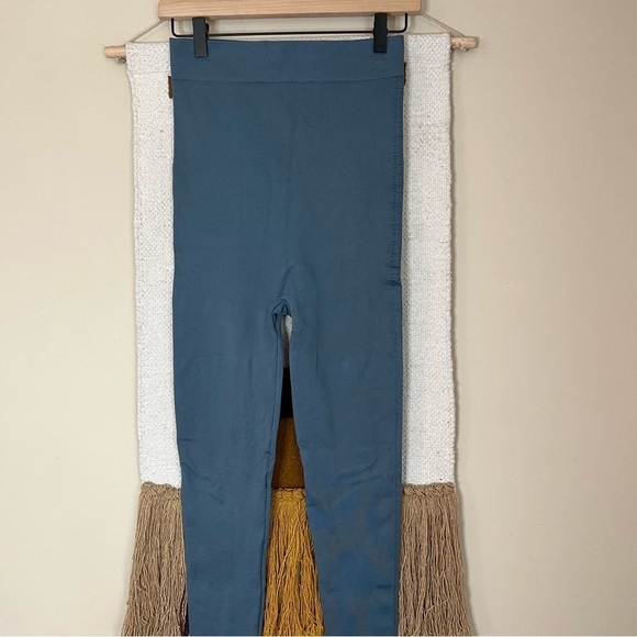 Blanqi everyday Highwaist Postpartum + Nursing Support Leggings size medium - Picture 2 of 7